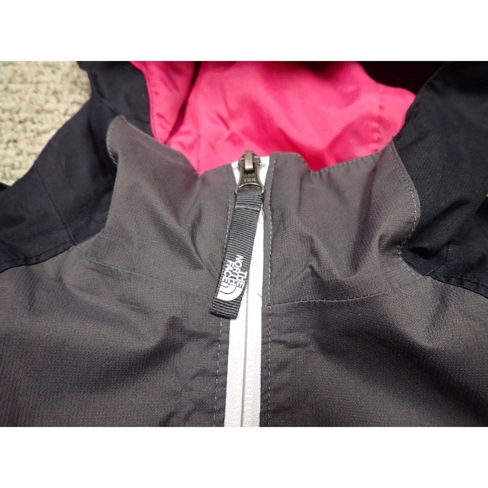 The North Face Rain Jacket Girls 7/8 Navy Grey Good Packable Waterproof DryVent